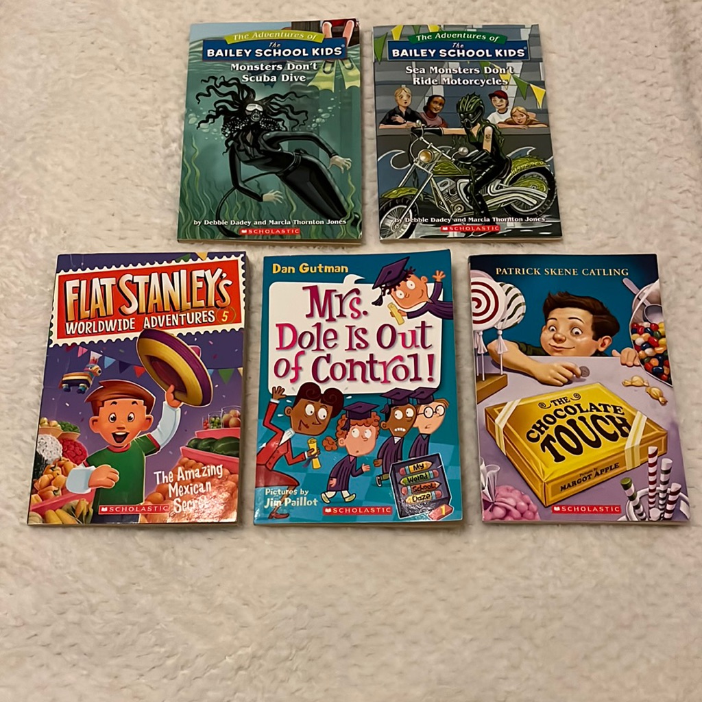5 Scholastic Books